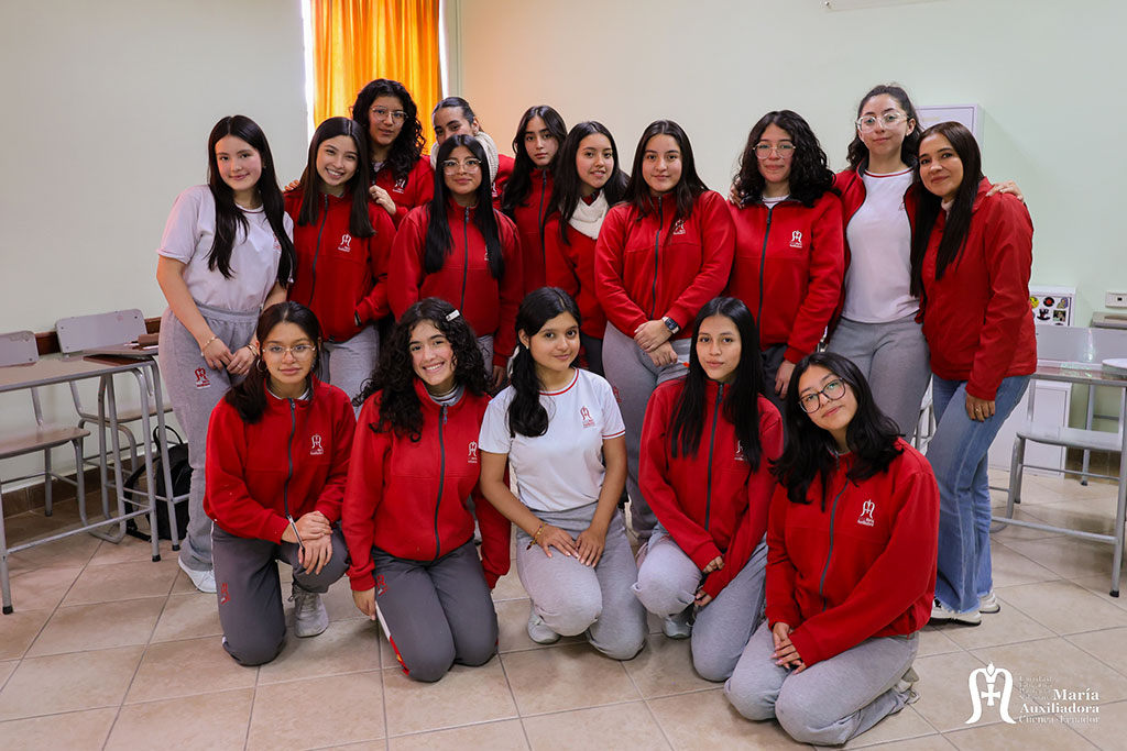 Trabajo en grupo educación básica